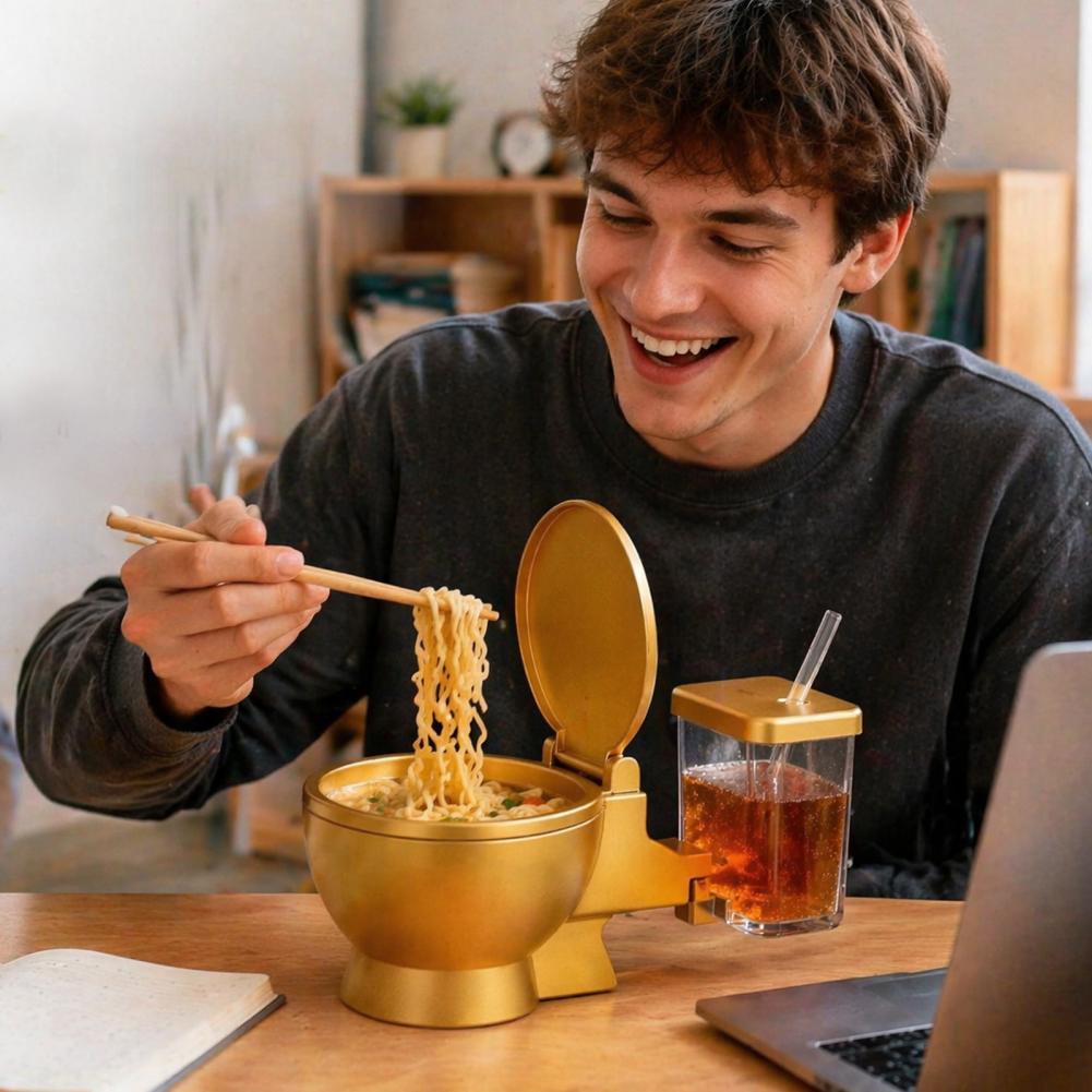 Toilettenförmiges Ramen-Schüss – Food Snacks Drinks Bewertung und Preis